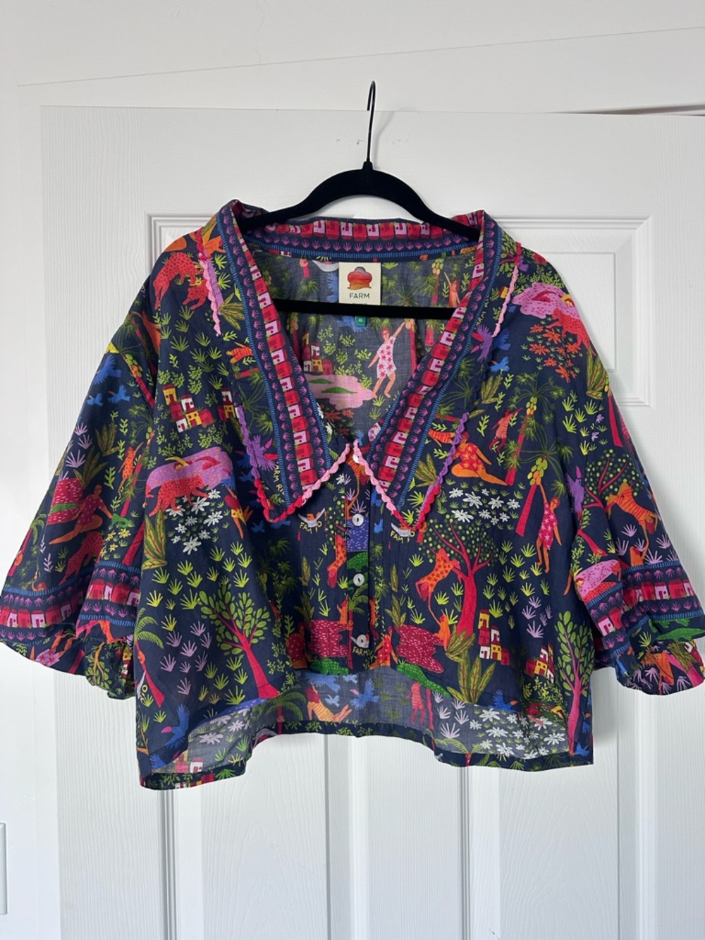 FARM Rio Navy Cropped Tropical Animal Print Button-Down Top